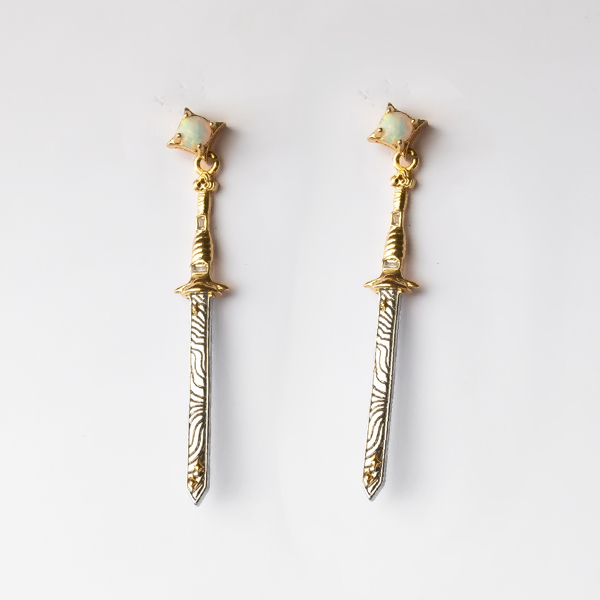 Kpop demon hunters Rumi earrings